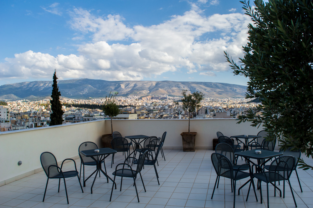 Uitzicht vanaf het dakterras van het Akropolis Hill Hotel