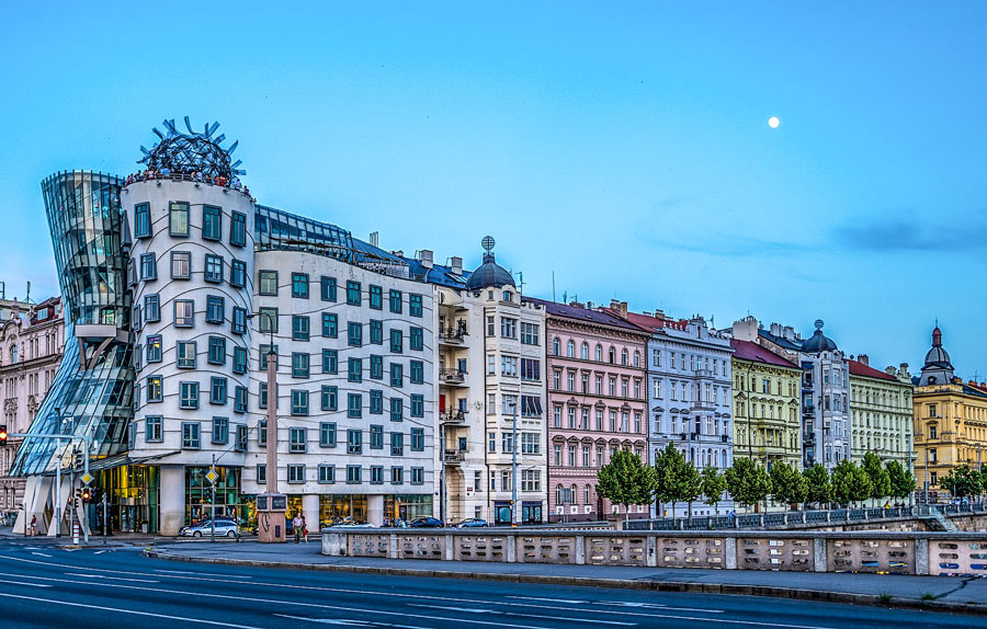 Dancing House Praag