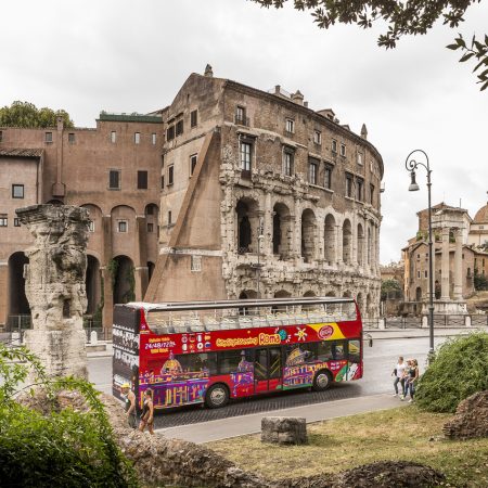 hop on hop off bus rome